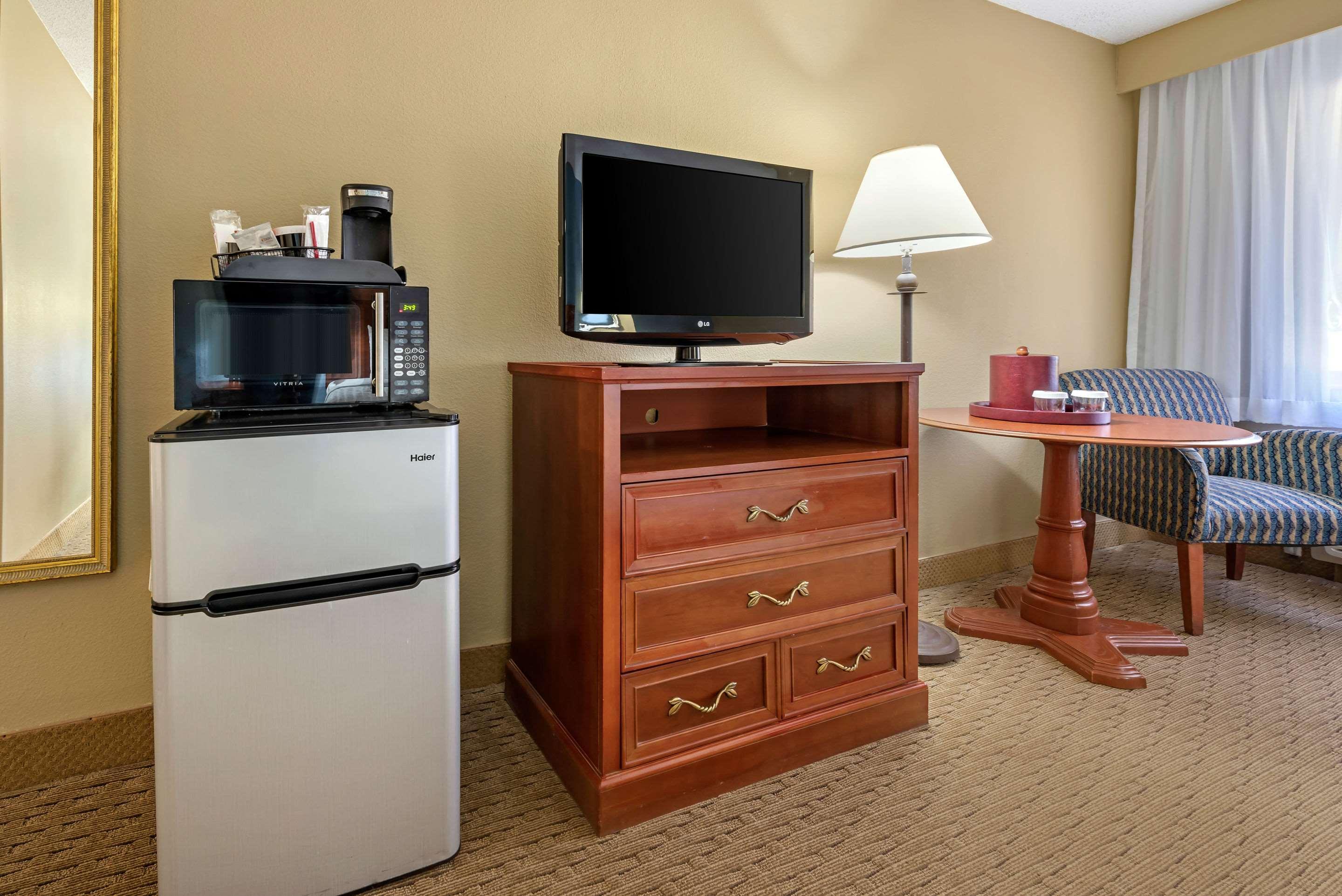 Clarion Hotel Conference Center - North Lexington Luaran gambar