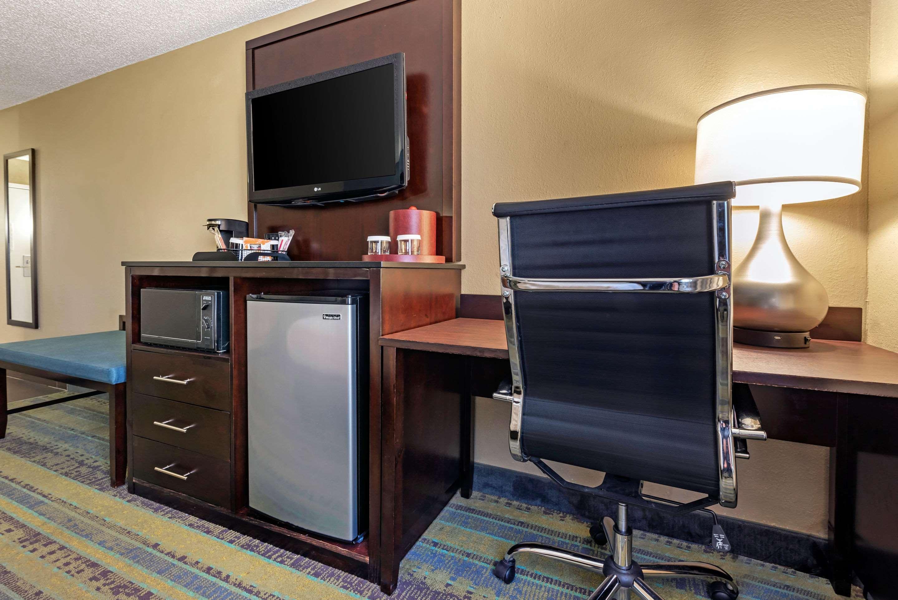Clarion Hotel Conference Center - North Lexington Luaran gambar