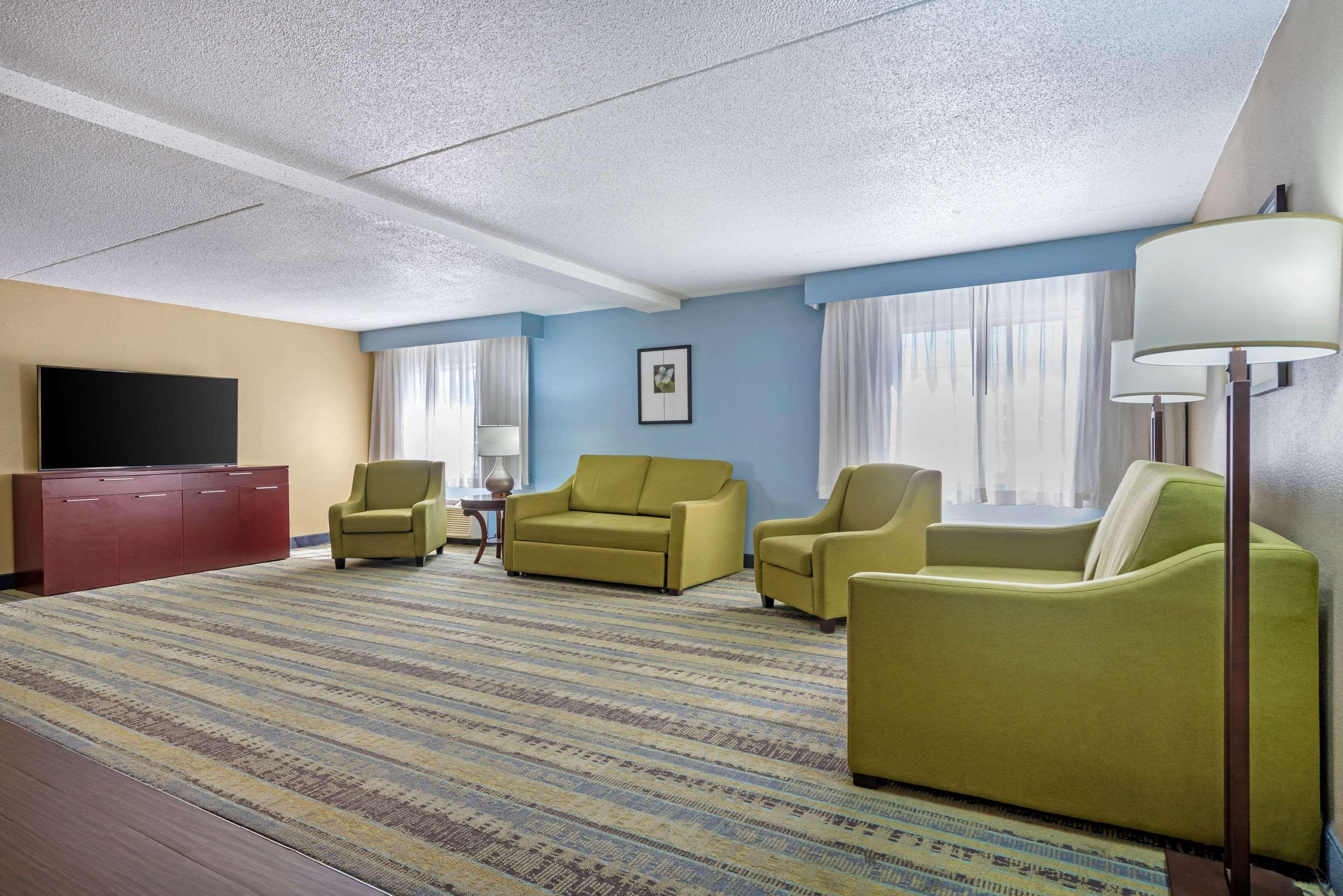 Clarion Hotel Conference Center - North Lexington Luaran gambar