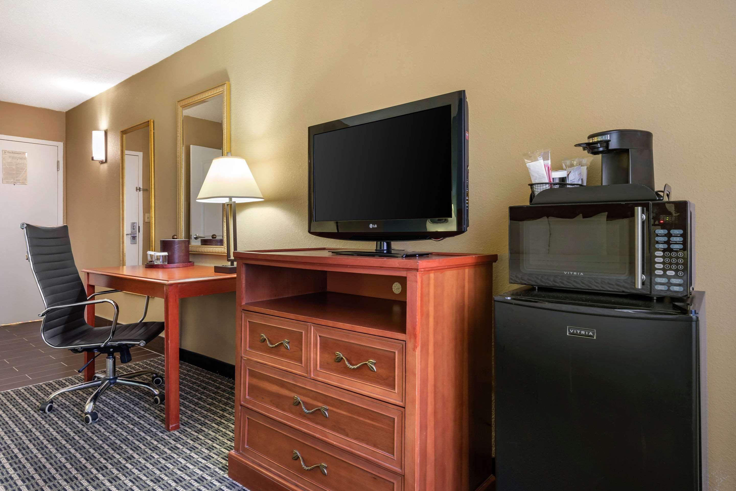 Clarion Hotel Conference Center - North Lexington Luaran gambar