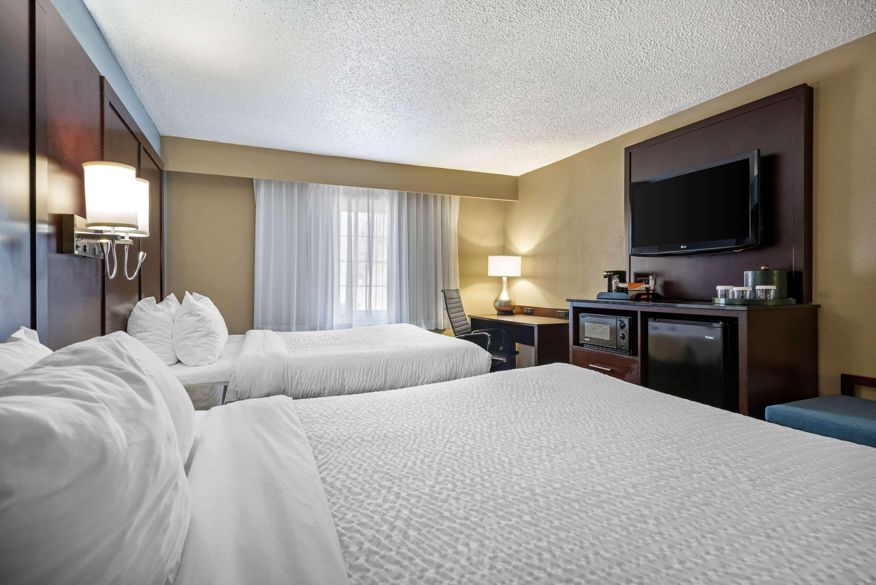 Clarion Hotel Conference Center - North Lexington Luaran gambar
