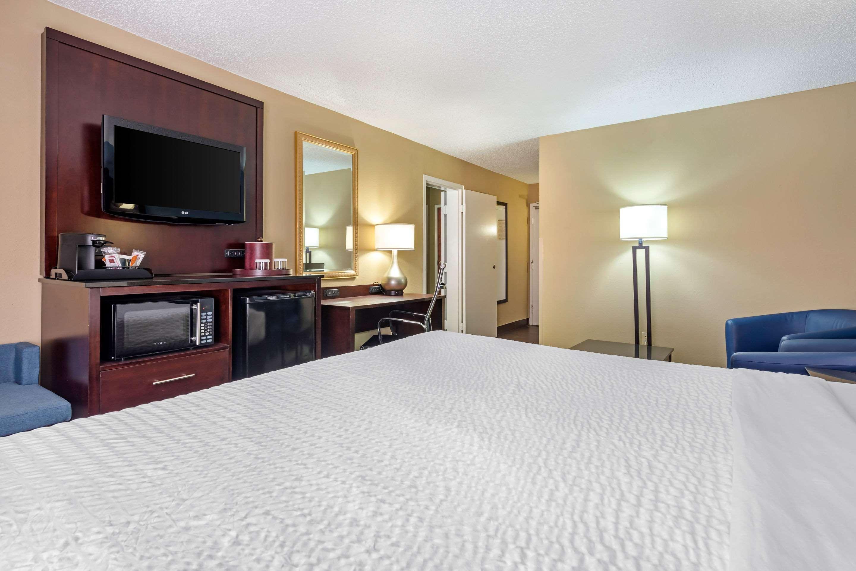 Clarion Hotel Conference Center - North Lexington Luaran gambar