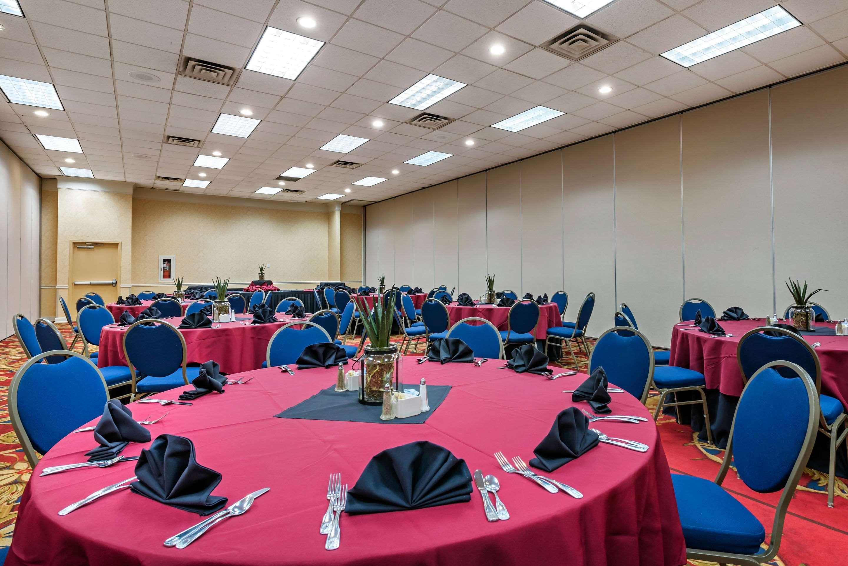 Clarion Hotel Conference Center - North Lexington Luaran gambar